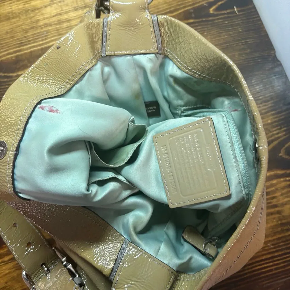 Coach Peyton Green‎ Patent Shoulder Bag